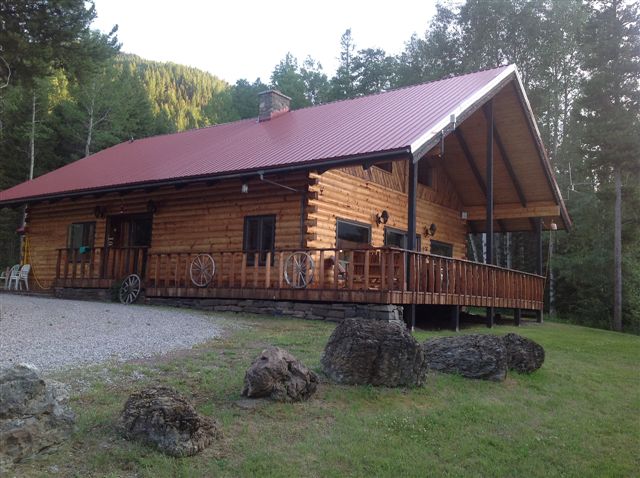 Stylized metallic letters forming 'GM RV' with a 3D effect.